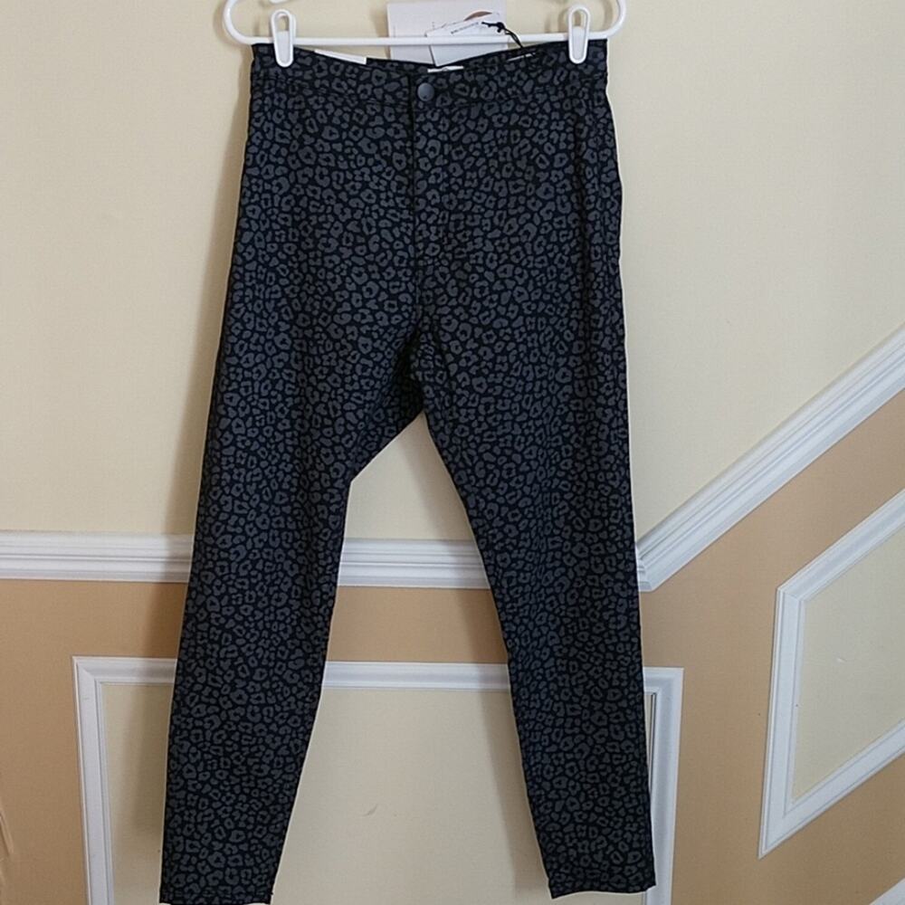 91 CottonOn Washed Black Leopard High Rise Jegging size 10